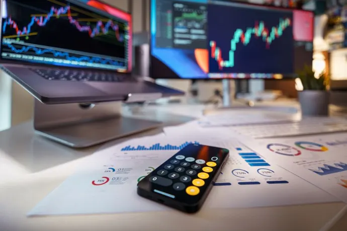 Bitcoin Stays Trapped Below Key Resistance Levels